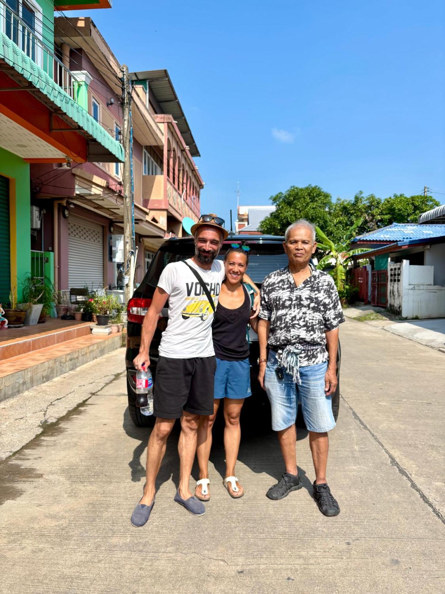 Apartamento Baansrisuthum Don Sak Exterior foto